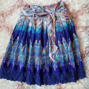 Boho blue colorful over the knees skirt
